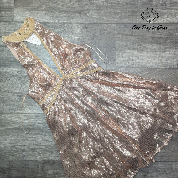 Free People Open Back High Neck Sequin Mini Dress Size 2 - Picture 4 of 7